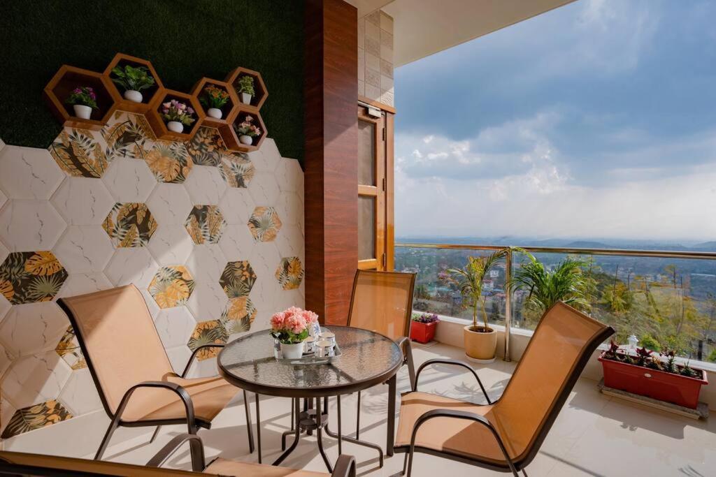 The Sage Villa - Luxury Homestay In 데라둔 외부 사진