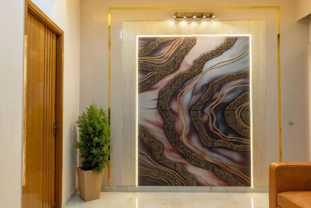 The Sage Villa - Luxury Homestay In 데라둔 외부 사진
