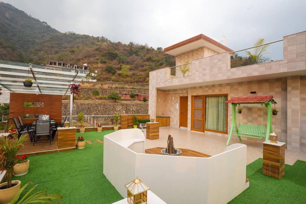 The Sage Villa - Luxury Homestay In 데라둔 외부 사진