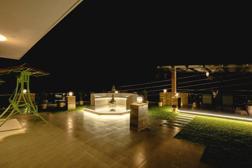 The Sage Villa - Luxury Homestay In 데라둔 외부 사진